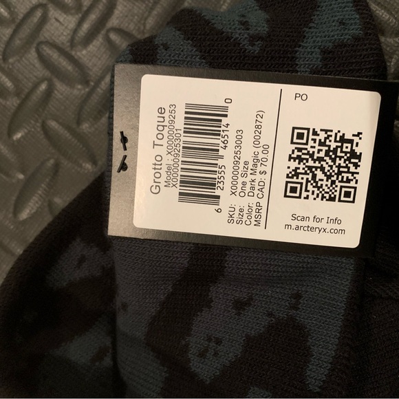 Brand New Arc’Teryx Grotto Toque - Picture 3 of 3